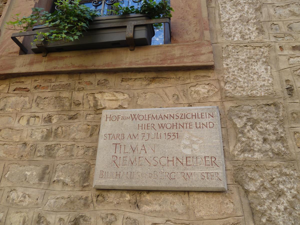 维尔茨堡Wohnen Im Riemenschneiderhaus公寓 外观 照片